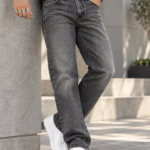 Mid Black Comfort Fit Jeans